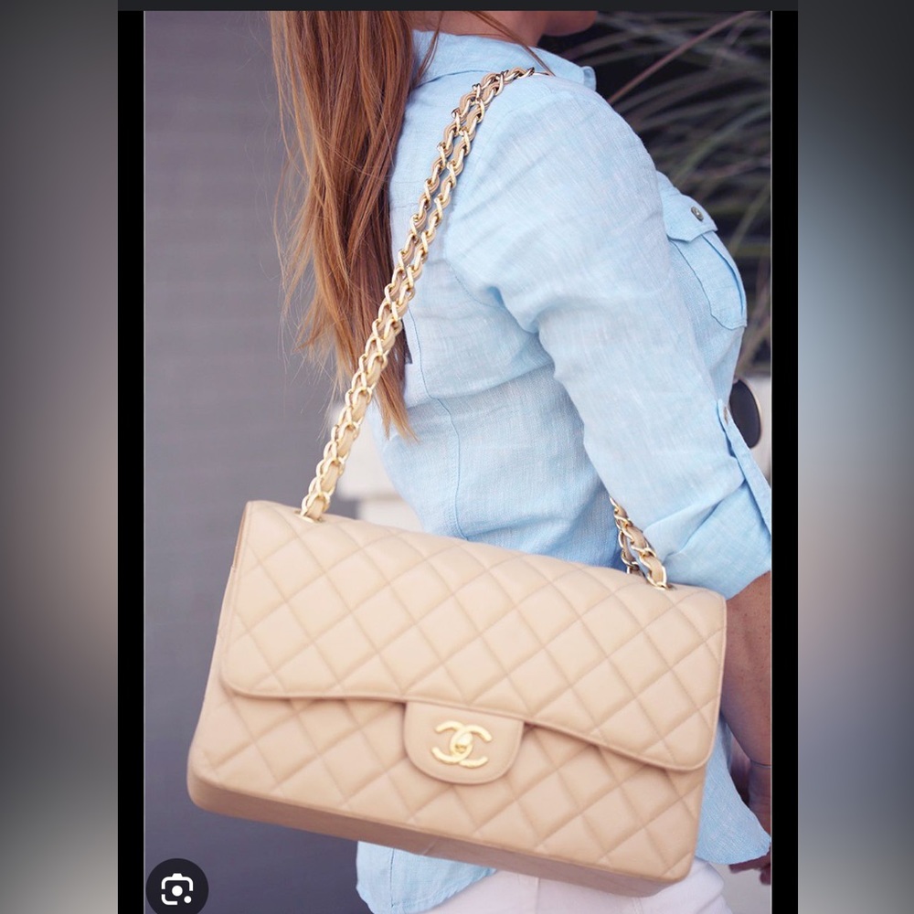 Chanel Classic beige  jumbo handbag